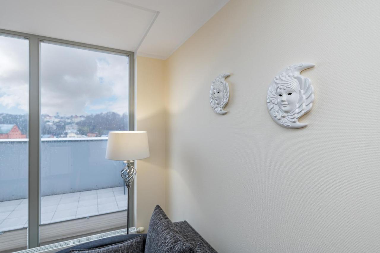 Lovely City Panorama Apartment By Polo Apartments Kaunas Exterior foto